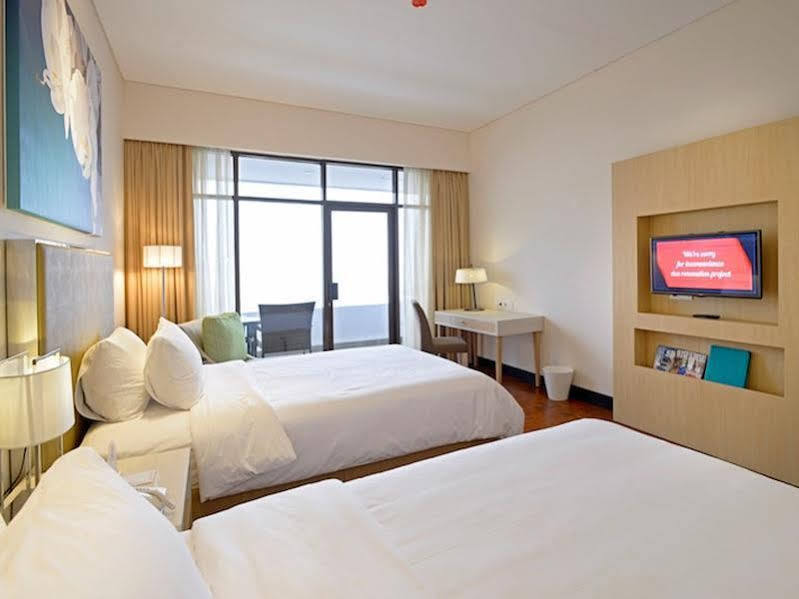 Surya Hotel & Cottages Prigen Exterior foto